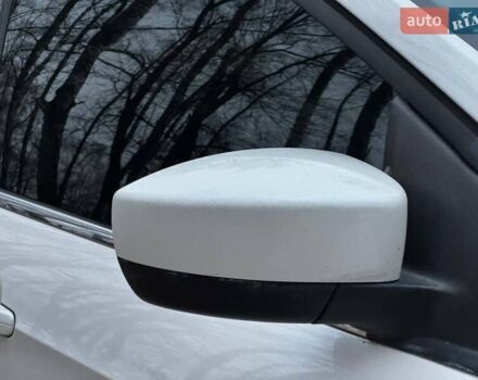 Белый Форд Эскейп, объемом двигателя 1.6 л и пробегом 138 тыс. км за 11450 $, фото 11 на Automoto.ua