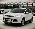 Белый Форд Эскейп, объемом двигателя 1.6 л и пробегом 213 тыс. км за 9500 $, фото 1 на Automoto.ua
