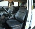 Белый Форд Эскейп, объемом двигателя 2 л и пробегом 139 тыс. км за 6900 $, фото 9 на Automoto.ua