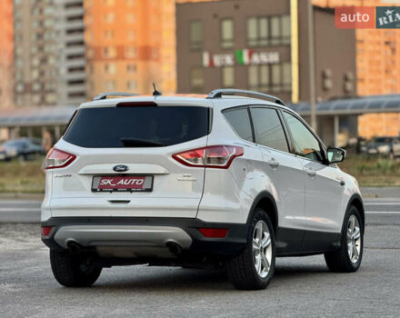 Белый Форд Эскейп, объемом двигателя 1.6 л и пробегом 212 тыс. км за 10700 $, фото 71 на Automoto.ua