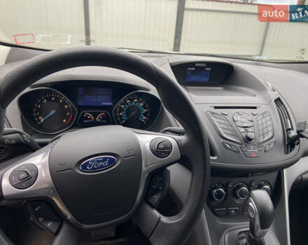 Белый Форд Эскейп, объемом двигателя 1.6 л и пробегом 178 тыс. км за 8999 $, фото 6 на Automoto.ua