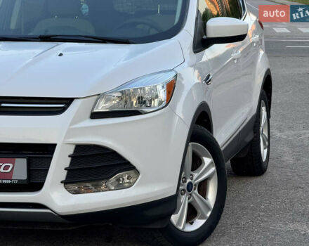 Белый Форд Эскейп, объемом двигателя 1.6 л и пробегом 212 тыс. км за 10700 $, фото 50 на Automoto.ua
