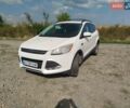 Білий Форд Ескейп, об'ємом двигуна 2 л та пробігом 181 тис. км за 11200 $, фото 1 на Automoto.ua