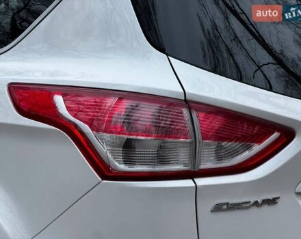 Белый Форд Эскейп, объемом двигателя 1.6 л и пробегом 138 тыс. км за 11450 $, фото 18 на Automoto.ua