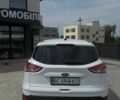 Белый Форд Эскейп, объемом двигателя 2.5 л и пробегом 250 тыс. км за 8900 $, фото 4 на Automoto.ua