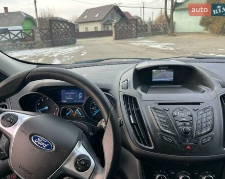 Белый Форд Эскейп, объемом двигателя 2.5 л и пробегом 230 тыс. км за 11450 $, фото 12 на Automoto.ua