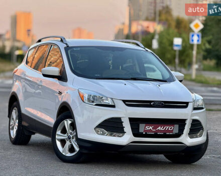 Белый Форд Эскейп, объемом двигателя 1.6 л и пробегом 212 тыс. км за 10700 $, фото 4 на Automoto.ua