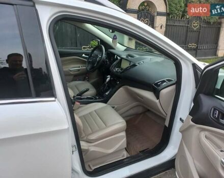 Білий Форд Ескейп, об'ємом двигуна 2 л та пробігом 194 тис. км за 13300 $, фото 7 на Automoto.ua