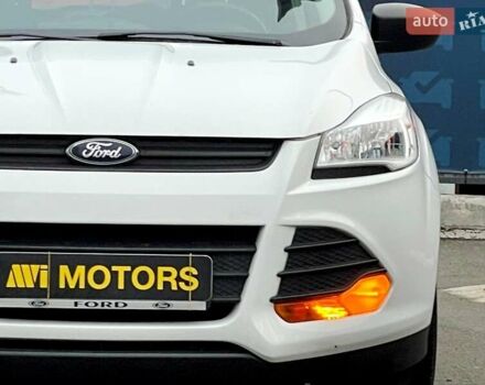 Форд Эскейп 2015 в Киеве на Automoto.ua Белый Форд Эскейп, объемом двигателя 2.5 л и пробегом 156 тыс. км за 10900 $, фото 10 на Automoto.ua