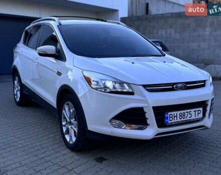 Белый Форд Эскейп, объемом двигателя 2 л и пробегом 115 тыс. км за 12700 $, фото 3 на Automoto.ua