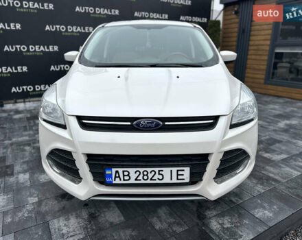 Белый Форд Эскейп, объемом двигателя 2 л и пробегом 183 тыс. км за 11800 $, фото 1 на Automoto.ua