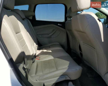 Белый Форд Эскейп, объемом двигателя 2 л и пробегом 125 тыс. км за 12500 $, фото 11 на Automoto.ua