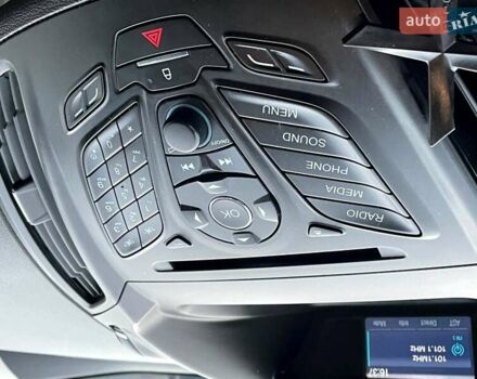 Форд Эскейп 2015 в Киеве на Automoto.ua Белый Форд Эскейп, объемом двигателя 2.5 л и пробегом 156 тыс. км за 10900 $, фото 40 на Automoto.ua