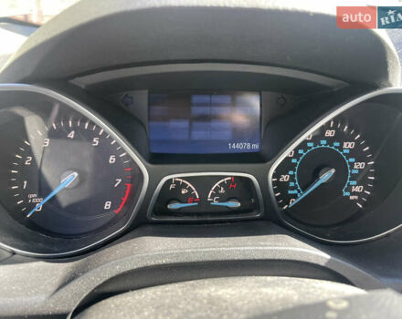 Белый Форд Эскейп, объемом двигателя 2 л и пробегом 144 тыс. км за 10700 $, фото 10 на Automoto.ua