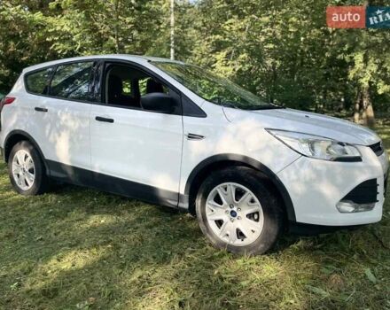 Білий Форд Ескейп, об'ємом двигуна 2.5 л та пробігом 99 тис. км за 12800 $, фото 2 на Automoto.ua