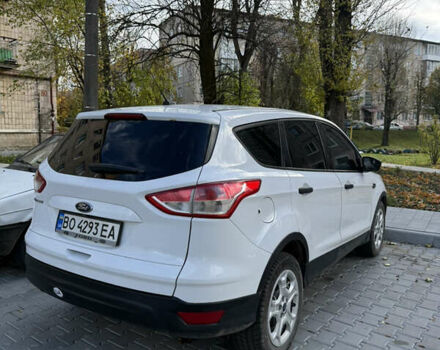 Білий Форд Ескейп, об'ємом двигуна 2.49 л та пробігом 170 тис. км за 10500 $, фото 1 на Automoto.ua