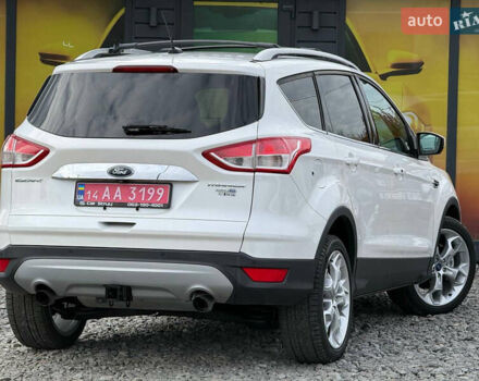 Белый Форд Эскейп, объемом двигателя 2 л и пробегом 179 тыс. км за 12600 $, фото 24 на Automoto.ua