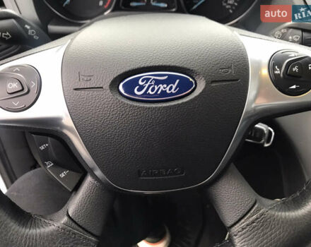 Белый Форд Эскейп, объемом двигателя 2 л и пробегом 185 тыс. км за 12800 $, фото 14 на Automoto.ua