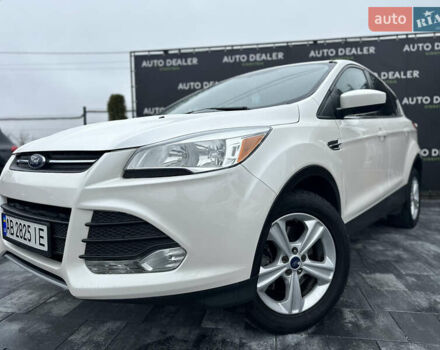 Белый Форд Эскейп, объемом двигателя 2 л и пробегом 183 тыс. км за 11800 $, фото 17 на Automoto.ua