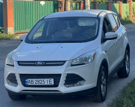 Форд Эскейп 2015 в Виннице на Automoto.ua Белый Форд Эскейп, объемом двигателя 2 л и пробегом 188 тыс. км за 12200 $, фото 5 на Automoto.ua