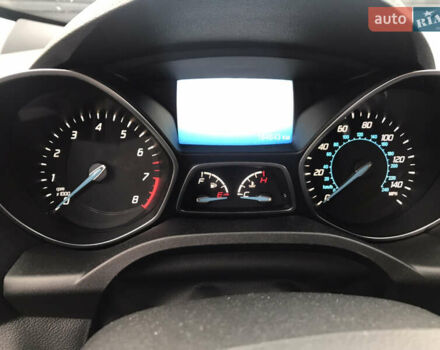 Белый Форд Эскейп, объемом двигателя 2 л и пробегом 185 тыс. км за 12800 $, фото 12 на Automoto.ua