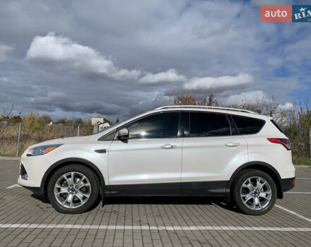 Форд Эскейп 2015 в Дубно на Automoto.ua Белый Форд Эскейп, объемом двигателя 2 л и пробегом 123 тыс. км за 13700 $, фото 7 на Automoto.ua