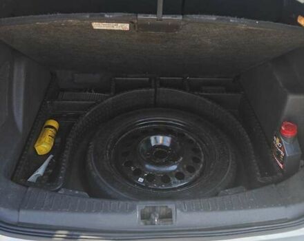 Белый Форд Эскейп, объемом двигателя 2 л и пробегом 124 тыс. км за 13000 $, фото 6 на Automoto.ua