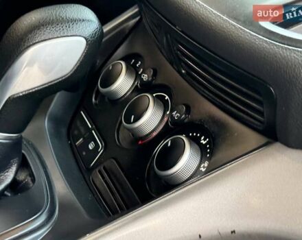 Белый Форд Эскейп, объемом двигателя 2 л и пробегом 140 тыс. км за 11400 $, фото 65 на Automoto.ua