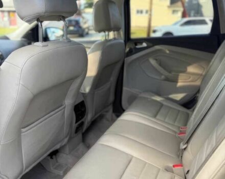 Белый Форд Эскейп, объемом двигателя 2 л и пробегом 75 тыс. км за 7000 $, фото 11 на Automoto.ua