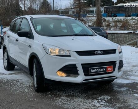 Белый Форд Эскейп, объемом двигателя 2.5 л и пробегом 100 тыс. км за 12190 $, фото 2 на Automoto.ua