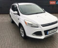 Белый Форд Эскейп, объемом двигателя 2 л и пробегом 185 тыс. км за 12800 $, фото 6 на Automoto.ua