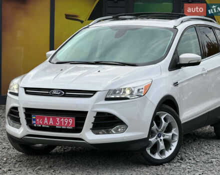 Белый Форд Эскейп, объемом двигателя 2 л и пробегом 179 тыс. км за 12600 $, фото 10 на Automoto.ua