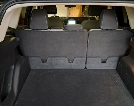 Белый Форд Эскейп, объемом двигателя 2 л и пробегом 121 тыс. км за 14600 $, фото 6 на Automoto.ua