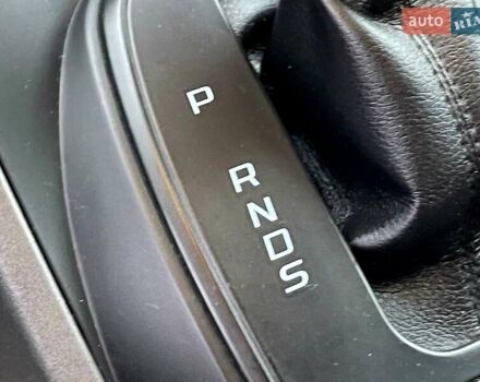 Форд Эскейп 2015 в Киеве на Automoto.ua Белый Форд Эскейп, объемом двигателя 2.5 л и пробегом 156 тыс. км за 10900 $, фото 38 на Automoto.ua