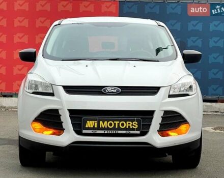 Форд Эскейп 2015 в Киеве на Automoto.ua Белый Форд Эскейп, объемом двигателя 2.5 л и пробегом 156 тыс. км за 10900 $, фото 4 на Automoto.ua