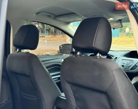 Белый Форд Эскейп, объемом двигателя 2 л и пробегом 140 тыс. км за 11400 $, фото 49 на Automoto.ua