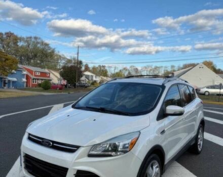 Белый Форд Эскейп, объемом двигателя 2 л и пробегом 75 тыс. км за 7000 $, фото 2 на Automoto.ua