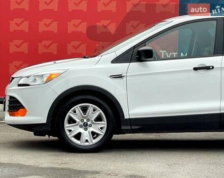 Форд Эскейп 2015 в Киеве на Automoto.ua Белый Форд Эскейп, объемом двигателя 2.5 л и пробегом 156 тыс. км за 10900 $, фото 19 на Automoto.ua