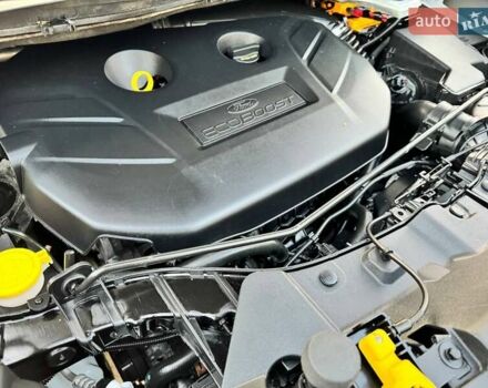 Белый Форд Эскейп, объемом двигателя 2 л и пробегом 140 тыс. км за 11400 $, фото 68 на Automoto.ua