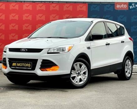 Форд Эскейп 2015 в Киеве на Automoto.ua Белый Форд Эскейп, объемом двигателя 2.5 л и пробегом 156 тыс. км за 10900 $, фото 1 на Automoto.ua
