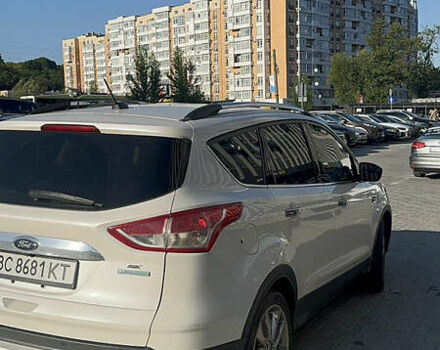 Білий Форд Ескейп, об'ємом двигуна 2 л та пробігом 250 тис. км за 9300 $, фото 4 на Automoto.ua