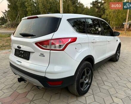 Белый Форд Эскейп, объемом двигателя 2 л и пробегом 140 тыс. км за 11400 $, фото 14 на Automoto.ua