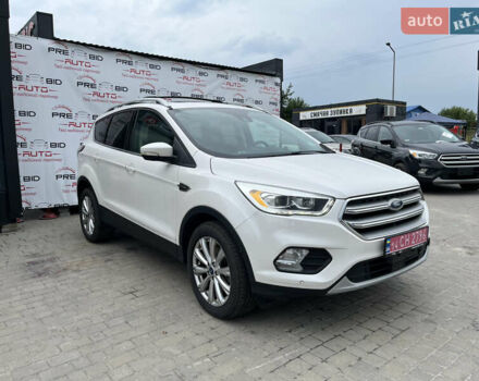 Белый Форд Эскейп, объемом двигателя 1.5 л и пробегом 167 тыс. км за 13350 $, фото 3 на Automoto.ua