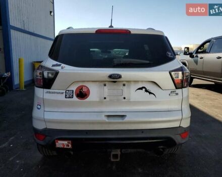 Белый Форд Эскейп, объемом двигателя 0 л и пробегом 153 тыс. км за 1100 $, фото 5 на Automoto.ua