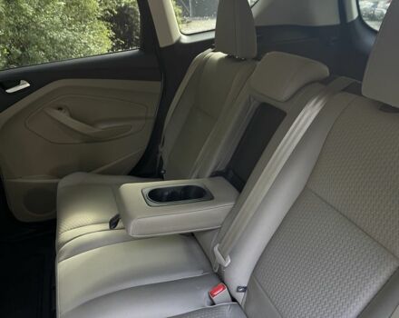 Белый Форд Эскейп, объемом двигателя 2 л и пробегом 64 тыс. км за 14500 $, фото 23 на Automoto.ua