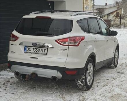 Белый Форд Эскейп, объемом двигателя 2 л и пробегом 131 тыс. км за 10350 $, фото 18 на Automoto.ua