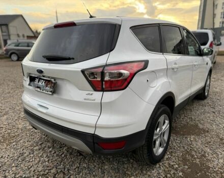 Белый Форд Эскейп, объемом двигателя 0 л и пробегом 87 тыс. км за 14100 $, фото 5 на Automoto.ua