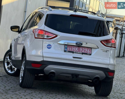 Белый Форд Эскейп, объемом двигателя 2 л и пробегом 161 тыс. км за 11950 $, фото 29 на Automoto.ua