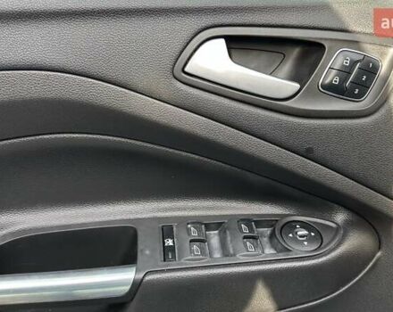 Форд Ескейп 2016 у Івано-Франківську на Automoto.ua Білий Форд Ескейп, об'ємом двигуна 2 л та пробігом 130 тис. км за 12000 $, фото 17 на Automoto.ua