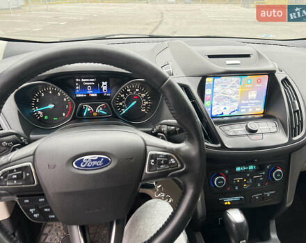 Белый Форд Эскейп, объемом двигателя 1.5 л и пробегом 208 тыс. км за 11899 $, фото 8 на Automoto.ua